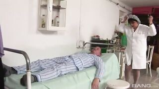 Popsi imádó nagymamák - Teljes erotikus videó
