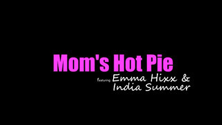 India Summer és Emma Hix édeshármasban közösülnek