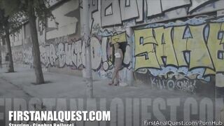 Ginebra Bellucci legelső análba dugása