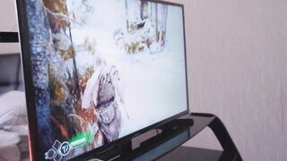 Gamer szuka konzolozás helyett péniszt kap