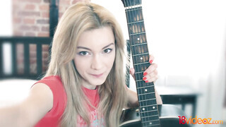 Sonya Sweet feneke megbaszva