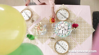 Hanna Ray és Light Fairy édeshármasban közösülnek