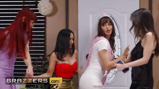 Brazzers - Örömlány csajok a leány búcsún kufirconlak