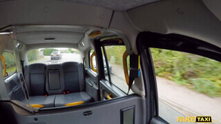 Fake Taxi - Lenina Crowne imádja kefélni a taxiban