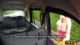 Fake Taxi - Lana Harding a taxissal hancúrozik