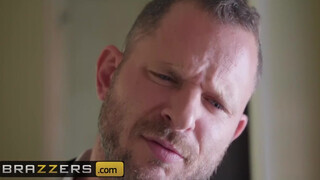 Brazzers - Honey Gold a vadító félvér szuka