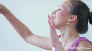 WOWGIRLS - Sybil és Stacy Cruz édeshármasban kettyintenek