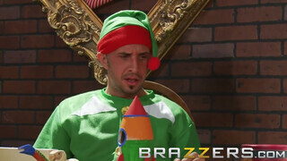 BRAZZERS - Cosplayes pasas döngeti a milfeket