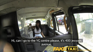 FakeTaxi - Kiki Minaj barna vaginája megkúrelva