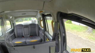 Fake Taxi - Kira Noir a szenvedélyes csoki pina