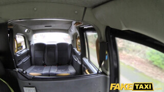 Fake Taxi - Julia de Lucia a bájos brazil diáklány