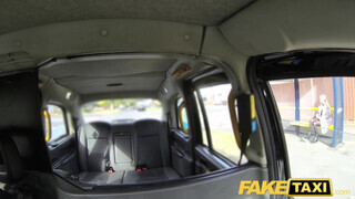Fake Taxi - Cuki világos szőke csajszi meghágva