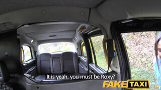 Fake Taxi - Roxxy Lea a hatalmas didkós latin amerikai csajszika