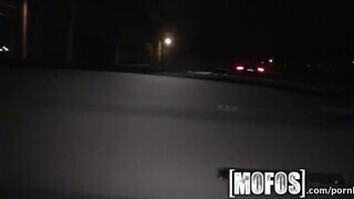 Mofos - Indigo Augustine a gigantikus didkós fiatal