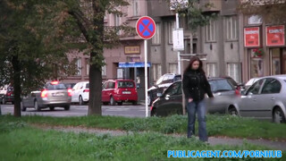 PublicAgent - Óriás cickós cseh csajszika