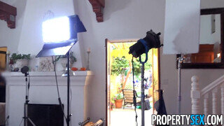 PropertySex - Riley Reid mint ingatlanos zsenge bige