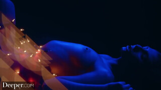 Deeper - Gianna Dior és Lulu Chu édeshármasban szeretkeznek