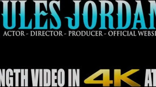 Jules Jordan - Angela White cumizza az óriás cerkát
