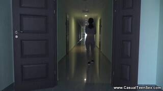 Casual Fiatal Szex - egy gyors menet a hotelban