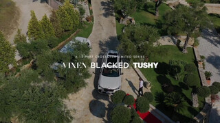 TUSHY - Jia Lissa popója megrakva