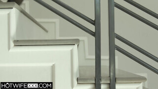 HotwifeXXX - beleélveztek a asszonyom pinájába