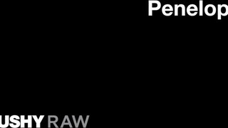 TUSHYRAW - Penelope Cum keményen popóba rakva