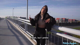 Public Agent - Megan Fiore a bűbájos latin amerikai gádzsi
