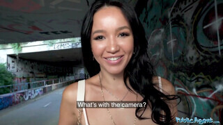 Public Agent - Asia Vargas a szexi ázsiai csajszi