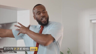 BRAZZERS - Dani Valentina és Lila Lovely a dagadék ribancok