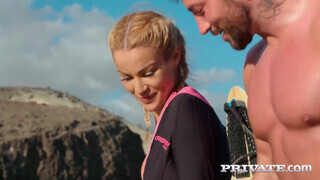 Private com - Cherry Kiss a fullos szörfös bige