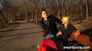 Private com - Zlata Shine a csábító gigászi csöcsű milf
