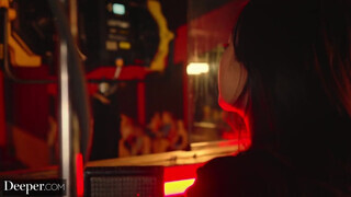 Deeper - Lulu és Kimmy barna hapsival hancuroznak