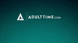 21 SEXTURY - May Thai a bűbájos ázsiai maca