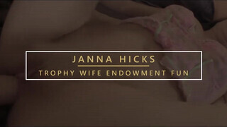 Janna Hicks a termetes keblű milf