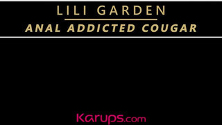 Lili Garden fenékbe kefélve