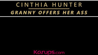 Karups - Cinthia Hunter hátsó lyukba reszelve