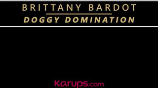 Karups - Brittany Bardot fenékbe kefélve