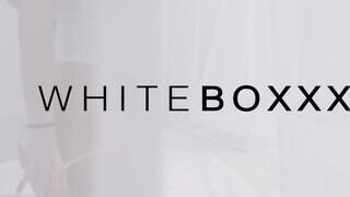 WhiteBoxxx - Tina Blade a pici kannás horvát gádzsi