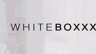 WHITEBOXXX - Chloe Lamour a óriási tőgyes milf