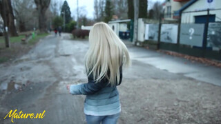 Nesty a csinos fiatalos magyar milf