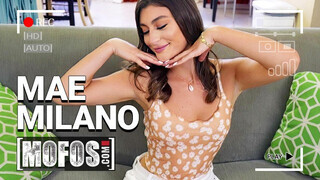 MOFOS - Mae Milano muffja bekúrva gondosan