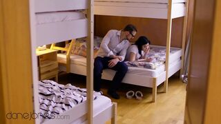 Lady Dee forró zsenge kalandja kíméletlen akcióval