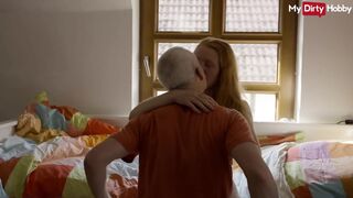 Világos Szőke zsenge nyögés míg az vén megdugja a pináját