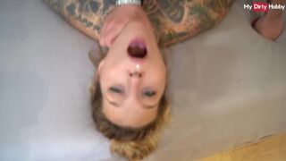 Brutális német amatőr milf cidázza a méretes fasznak