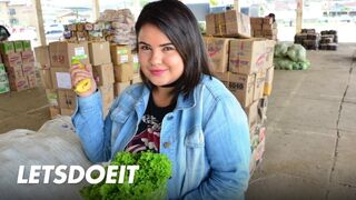 Dundi latina milf vaginája mélyen megkúrelva xiomarától