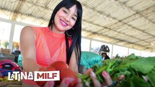 Sofia Galindo forró latina fenekét keményen megdugják szaftos pinában