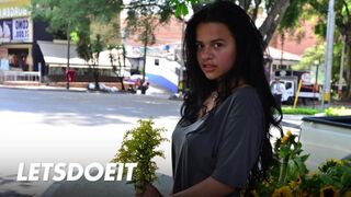 Aranyos néger milf selena gomez mélyen reszelve kolumbiai pinában