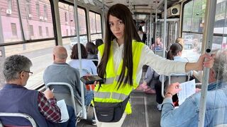 Buszvezető pipi megváltoztatja az életét és megdugja az utast