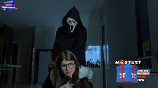 Brutális fenék üvöltéssel – sikoly pornó paródia