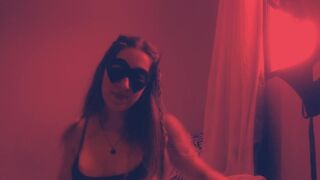 Fiatal cosplay lány peckezik a tanár segítségével 2. rész